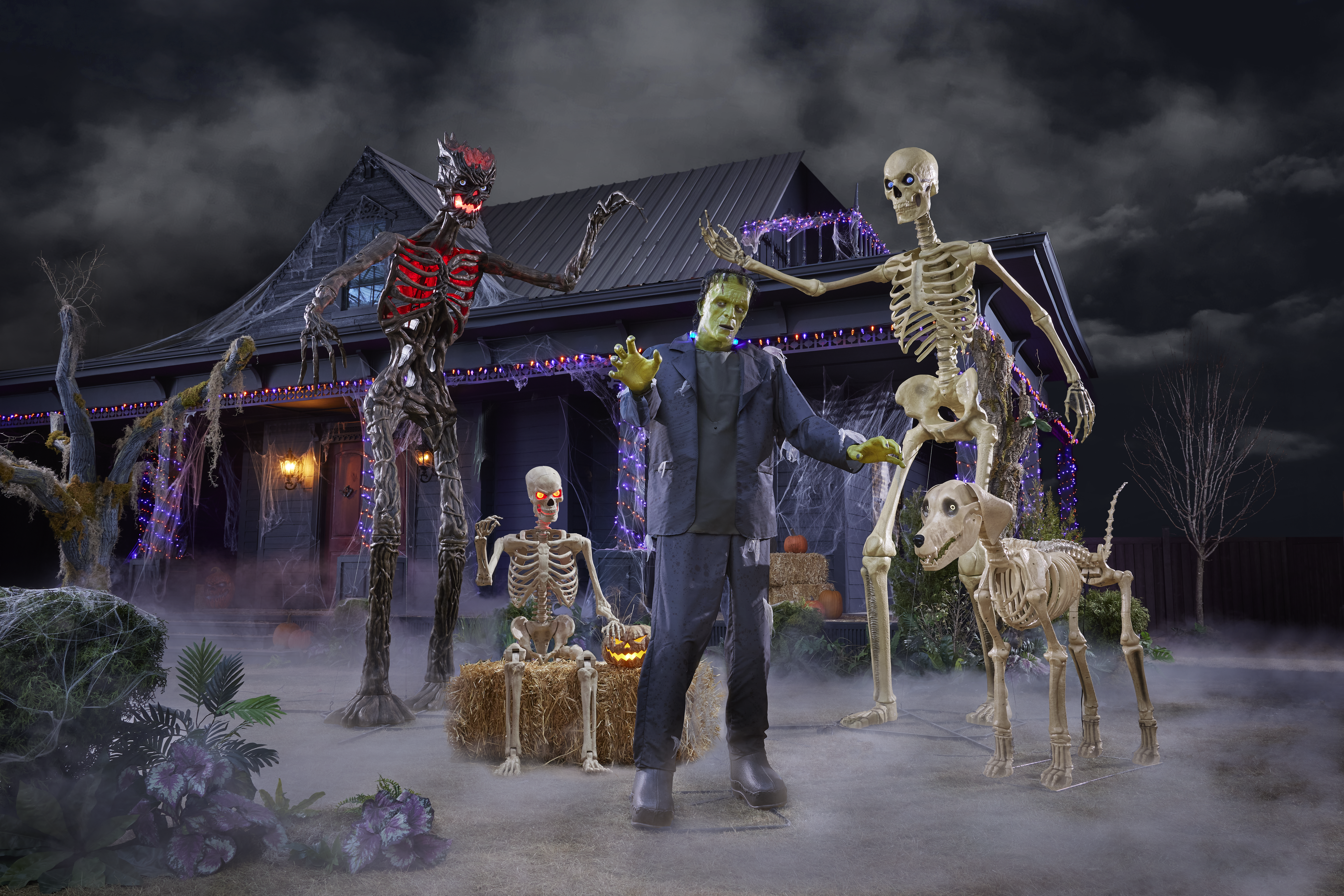 New Home Depot Halloween Animatronics Are Here: 12-Foot Skelly Is Back card image